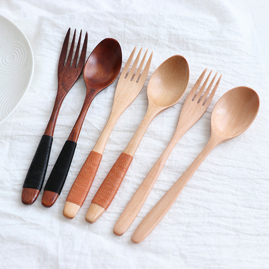 Juego de cuchara y tenedor de madera con mango ondulado