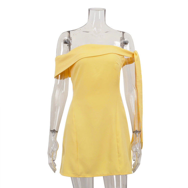 Vestido corto A-Line con camiseta de tubo de hombros descubiertos para mujeres