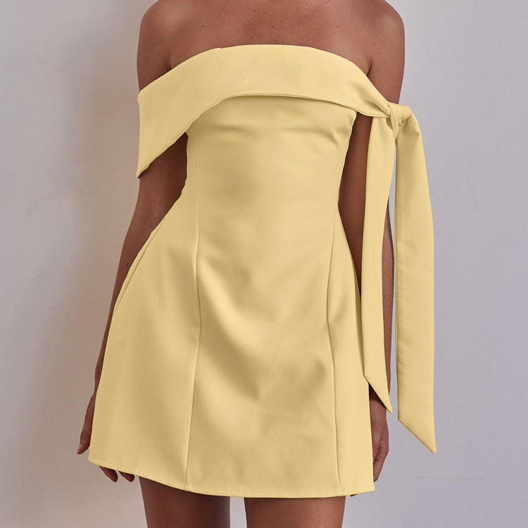 Vestido corto A-Line con camiseta de tubo de hombros descubiertos para mujeres