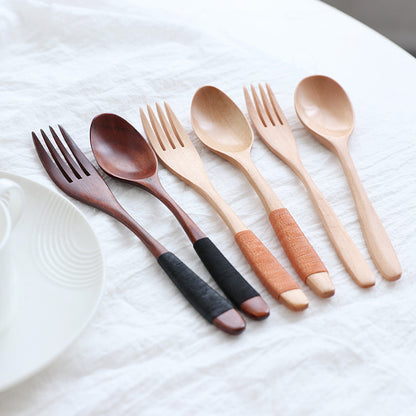Juego de cuchara y tenedor de madera con mango ondulado